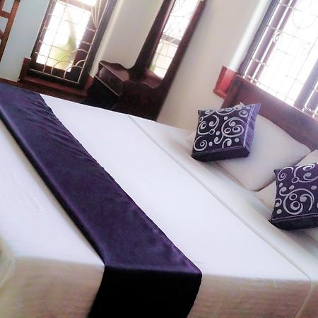 Saubagya Inn Anuradhapura Zewnętrze zdjęcie