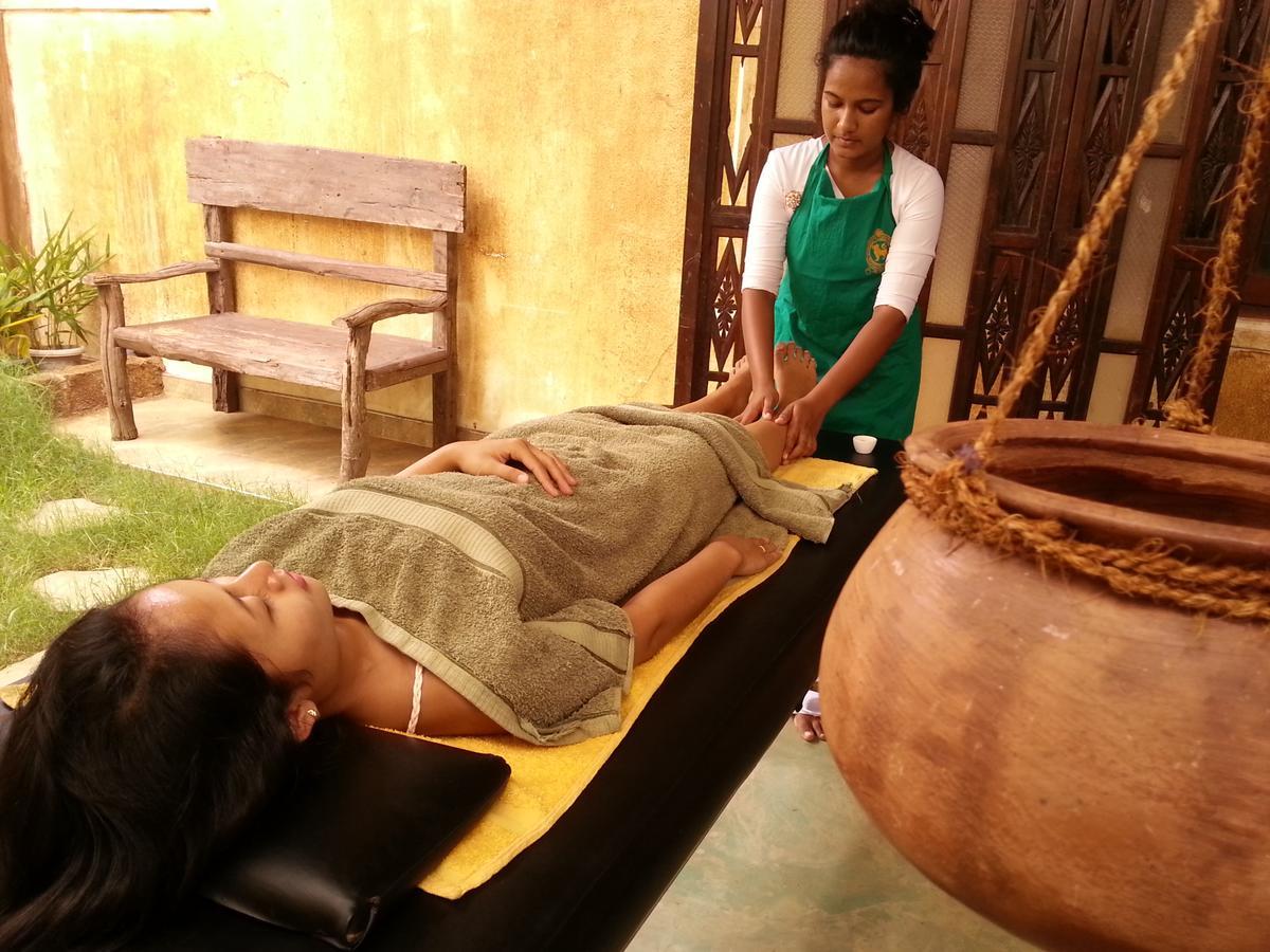 Saubagya Inn Anuradhapura Zewnętrze zdjęcie