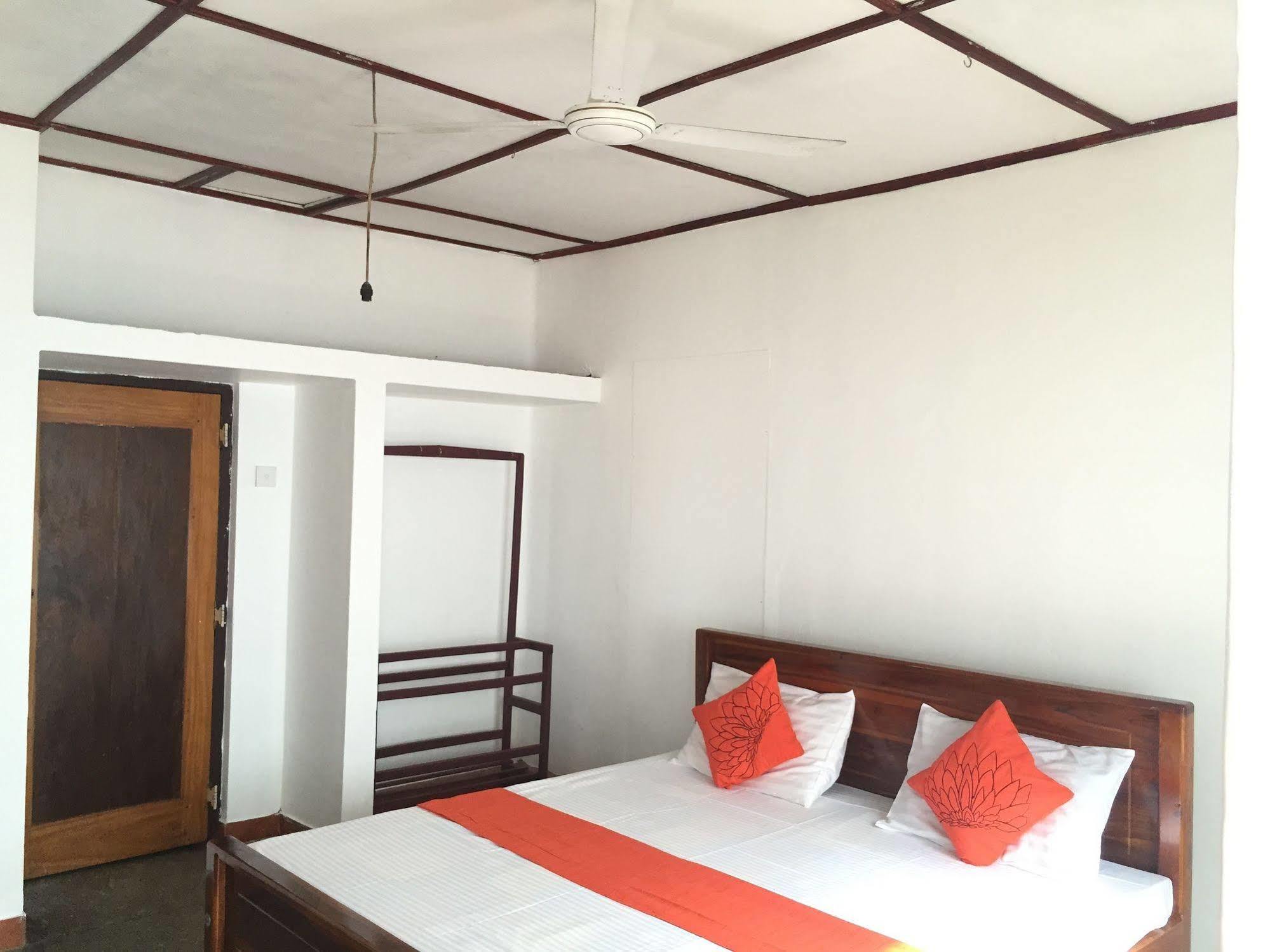 Saubagya Inn Anuradhapura Zewnętrze zdjęcie