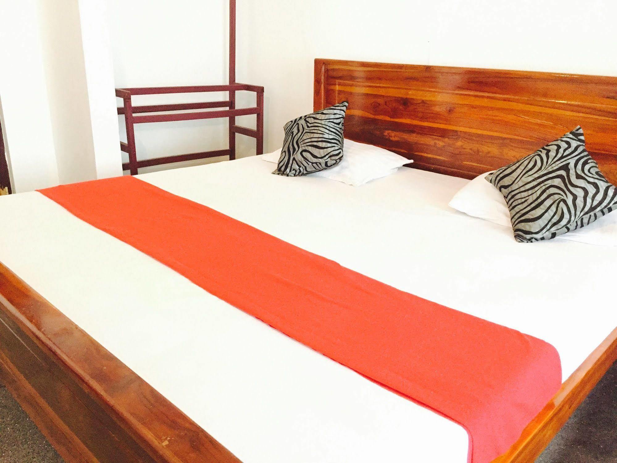 Saubagya Inn Anuradhapura Zewnętrze zdjęcie