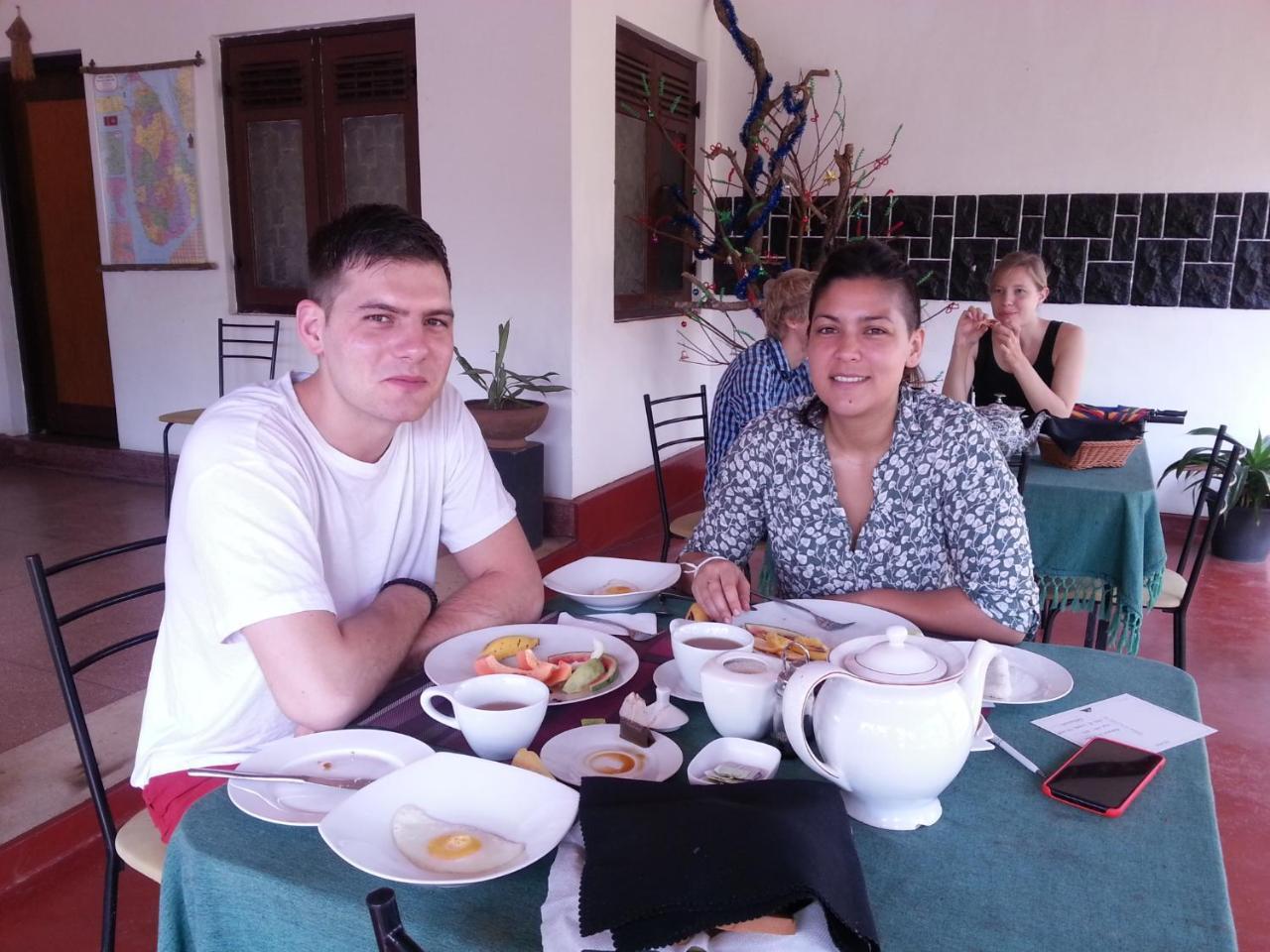Saubagya Inn Anuradhapura Zewnętrze zdjęcie
